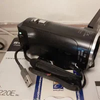 دوربین فیلم برداری سونی  HDR-CX220E  سالم و کم کار|دوربین عکاسی و فیلم‌برداری|تهران, چیتگر شمالی|دیوار