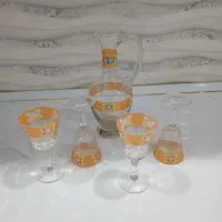 تعدادی ظروف