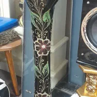 گلدان‌ شیشه‌ای‌ طراحی‌ شده