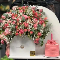 کارگر گل فروشی