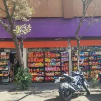 نیرو کار در سوپرمارکت