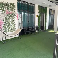 استخدام ناخن کار و مژه کار در سالن زیبایی معروف|استخدام درمانی، زیبایی، بهداشتی|تهران, اقدسیه|دیوار