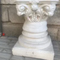 یک عدد گلدان بزرگ و زیبا گلدان و پایه زیرش|صنایع دستی و سایر لوازم تزئینی|جیرفت, |دیوار