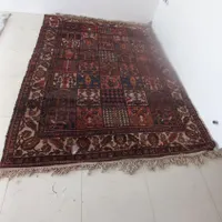 قالی خشتی دست باف