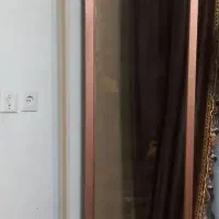 ویترین آهنی،کافی بار، طبقه