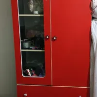 کمد لباس و بچه