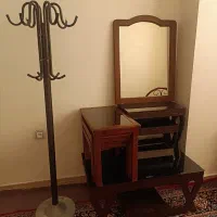 میز جلومبلی و آینه