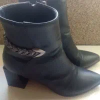 نیم پوت پاشنه شهبازی سایز40 درحدنو فقط ۳۴۵