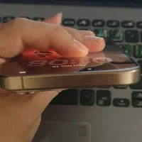 Iphone 16 Pro Max 256G درحد نو سالم