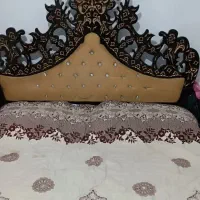 تخت خواب دونفره تاج دار