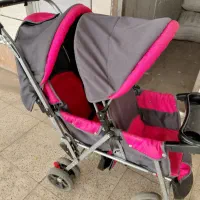 کالسکه دوقلو