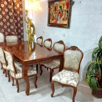 3دست غذاخوری8نفره توضیحات اگهی روبخونیدمیزکاملامفت