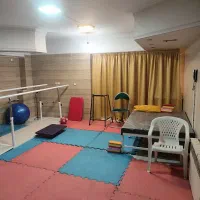 کاردرمانی و فیزیوتراپی در منزل