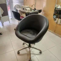 وسایل آرایشگاه زنانه|آرایشگاه و سالن‌های زیبایی|سنندج, |دیوار