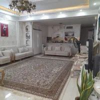 فروش‌ منزل‌ ویلایی‌