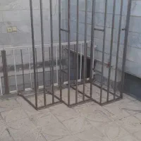 میز آهنی