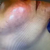 خدمات زیبایی توسط کادر درمان