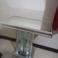 میز آینه دار