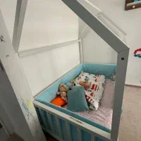 ۲ عدد تخت کودک همراه با تشک