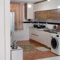 واحد۱۱۱منری باورودی مستقل وپارکینگ وحیاط خلوت