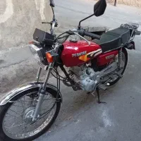 موتورهندا۱۲۵مدل۹۰مدارک تکمیل۵دنده استارتی