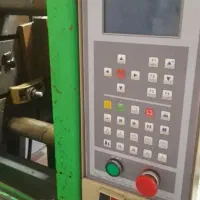 کارگر ساده خانم یا آقا
