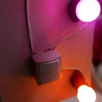 مدار روشنایی دو لامپ با کلید دو پل