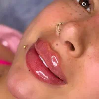جشنواره تخفیفات 50% فیلر لب زیر چشم شقیقه دکترمقدم|خدمات آرایشگری و زیبایی|مشهد, هفت تیر (آب و برق)|دیوار