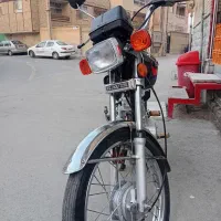 موتور سیکلت پیشرو صفر