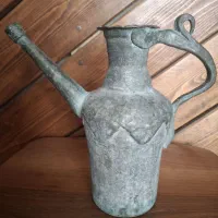 آفتابه مسی قدیمی.