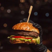 کارگر فست فود واشپز