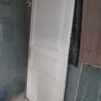 دوعدد درب چوبی به فروش می‌رسد