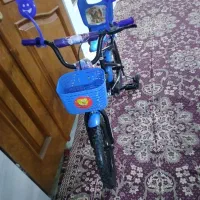 دوچرخه سایز 16 رنگ بسیار زیبای آبی لاستیک بادی|دوچرخه، اسکیت، اسکوتر|مشهد, توس (بلوار توس)|دیوار