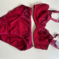 فروش ویژه لباسهای زنانه و بچه گانه