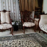 مبل اتریشی در حد نو|مبلمان خانگی و میز عسلی|اصفهان, باغ دریاچه|دیوار