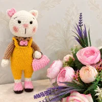عروسک بافتنی