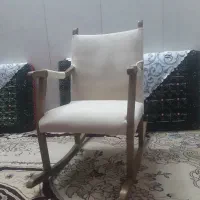 صندلی راکی بچه همراه با نشیمنگاه