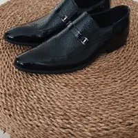 کفش مردانه برند موکارلو