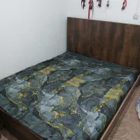 یک سری از لوازم برای فروش فوری