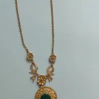 گردنبند طرح زیر خاکی