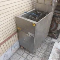 سرخ کن مارک برینج|کافی‌شاپ و رستوران|مشهد, اقبال|دیوار