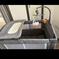 تخت کنار مادر چند کاره