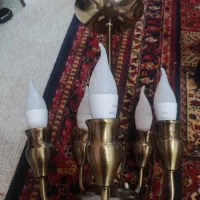 لوستر رنگ برنجی زیر قیمت بازار|لوستر و چراغ آویز|کاشان, شهرک خاتم الانبیا (مسکن ملی کاشان)|دیوار