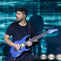 آموزش تخصصی گیتار الکتریک توسط فرامرز نبی الله