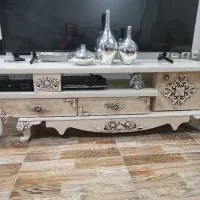 فروش میز تلویزیون در حد نو
