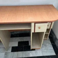دو عدد تخت یک نفره با ویترین بالای تخت و میزتحریر|تخت و سرویس خواب|رشت, استقامت ۱|دیوار