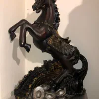 مجسمه پلی استر اسب