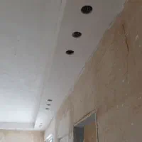 گچکاری و خورده کاری و لکه گیری وتخریب شومینه آرک