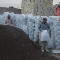 عرضه ماسه کیسه ای بابسته بندی مصالح وارسال سریع