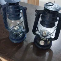 دو عدد فانوس